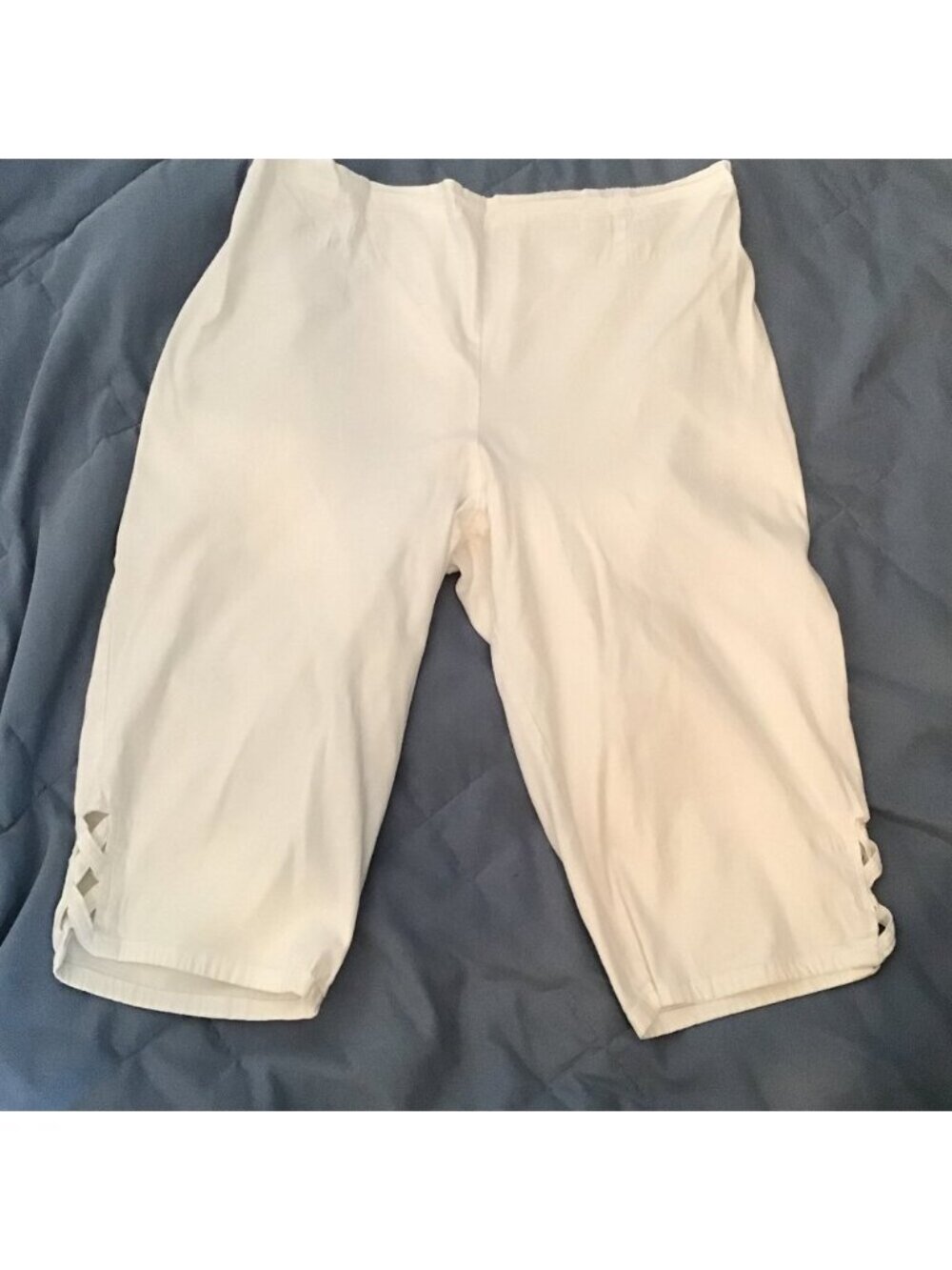DENIM & CO. Women's Flat & Elastic Pull-On Waist WHITE Cotton Stretch Capris 1X